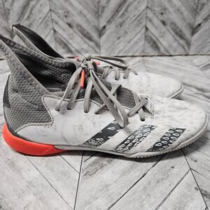 Adidas Predator Freak.3 Boys 4.5 Grey White Indoor Soccer Shoes Futbol FY6286